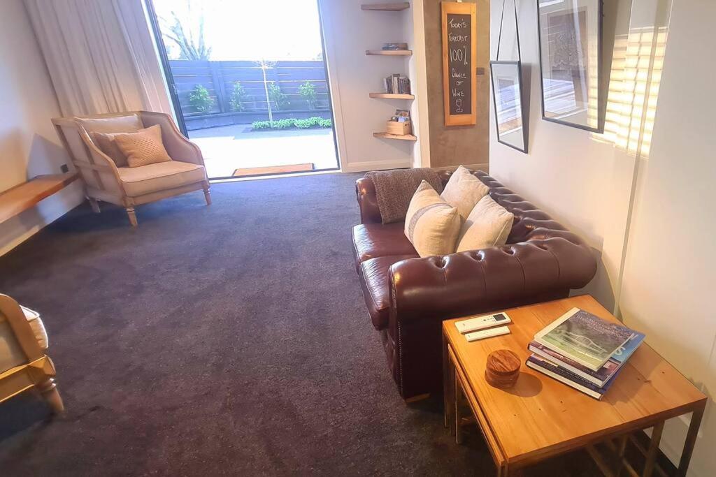 Apartment 5 - Haddin Court - Modern Loft Style Blenheim Exterior photo